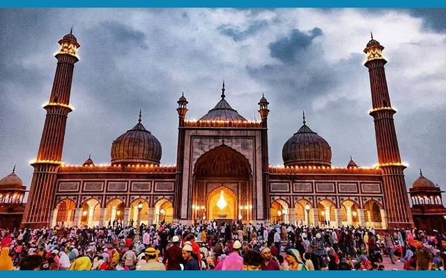 بھارت، بنگلہ دیش میں بھی آج شب پہلی تراویح پڑھی جا ئے گی