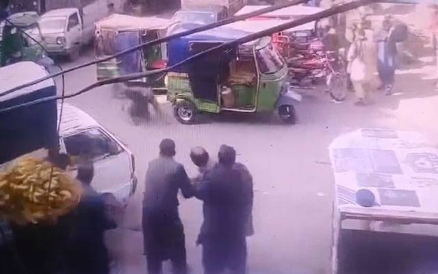 بادامی باغ :فروٹ منڈی میں فائرنگ کے واقعہ کی سی سی ٹی وی فوٹیج منظر عام پر آگئی