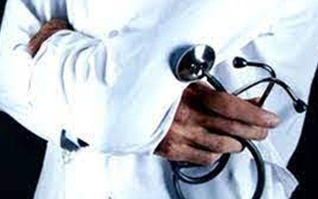  ڈاکٹرز کی ڈیوٹی یقینی بنانے کیلئے صوبائی وزراء صحت نے بڑا فیصلہ کرلیا 