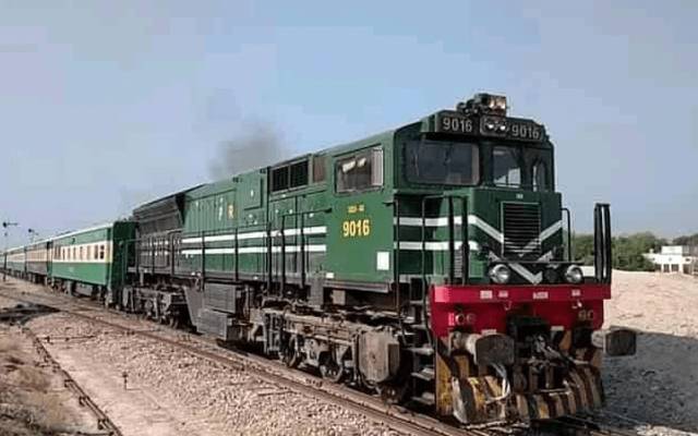  عید کے موقع پر ٹرین پر سفر کرنے والوں کیلئے اچھی خبر !