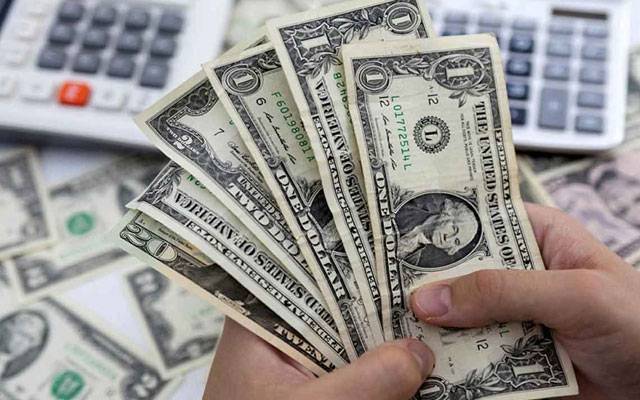  انٹربینک کے بعد اوپن مارکیٹ میں بھی ڈالر سستا 