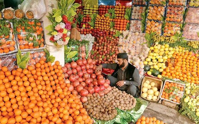 پھل خریدنا سفید پوش طبقے کے لئے خواب بن گیا 
