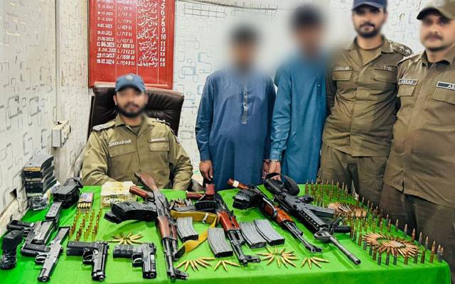 لاہور میں  اسلحہ کے دو سپلائر گرفتار