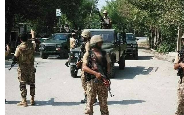 تربت میں پاک بحریہ کی ایئر بیس پر حملہ ناکام، 4 دہشتگرد ہلاک،ایک اہلکار شہید