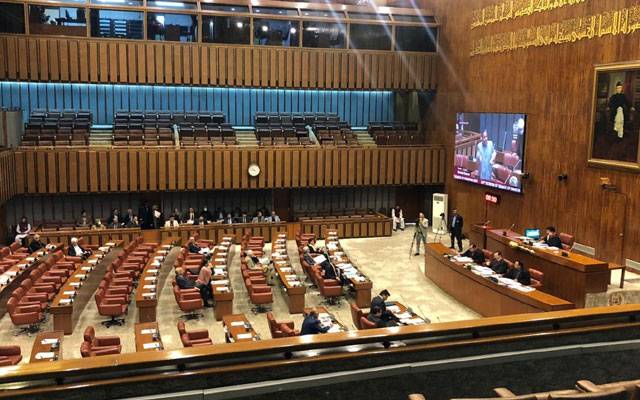 پی ٹی آئی کا سینیٹ انتخابات سے قبل پارٹی ارکان سے وفاداری کا حلف لینے کا فیصلہ