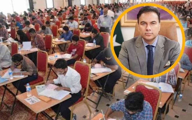 کمشنر لاہور کا کالج سمیت دیگر پرائویٹ سکولوں میں قائم امتحانی مراکز کا اچانک دورہ