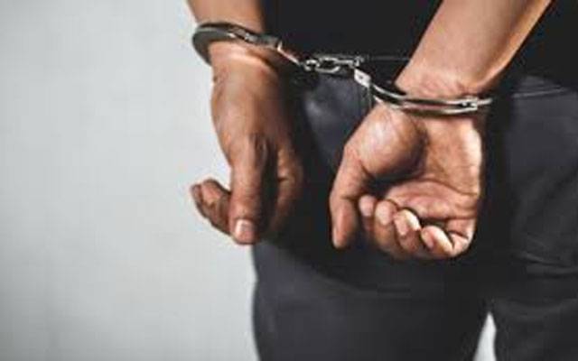 غیر رجسٹرڈ ادویات اور حوالہ ہنڈی میں ملوث عناصر کیخلاف کریک ڈاؤن، 2 ملزم گرفتار 