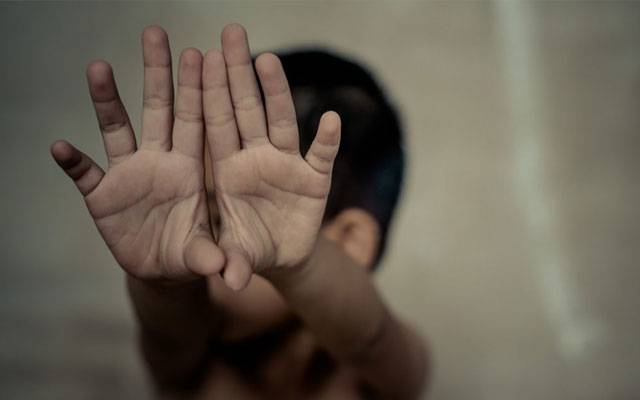 اعتکاف میں بیٹھے کم عمر بچے سے مبینہ زیادتی کرنیوالا ملزم گرفتار 