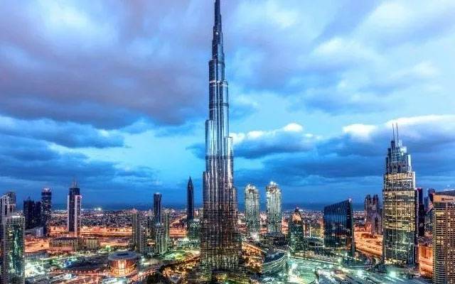 دبئی کا علمائے کرام کو گولڈن ویزا دینے کا اعلان 
