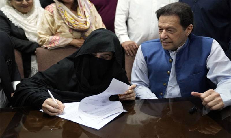  دوران عدت نکاح کیس ، عمران خان اور بشریٰ بی بی کی سزا کے خلاف اپیلوں پر سماعت میں وقفہ 