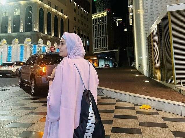 درفشاں سلیم نے رمضان کے بابرکت مہینے میں عُمرے کی سعادت حاصل کرلی