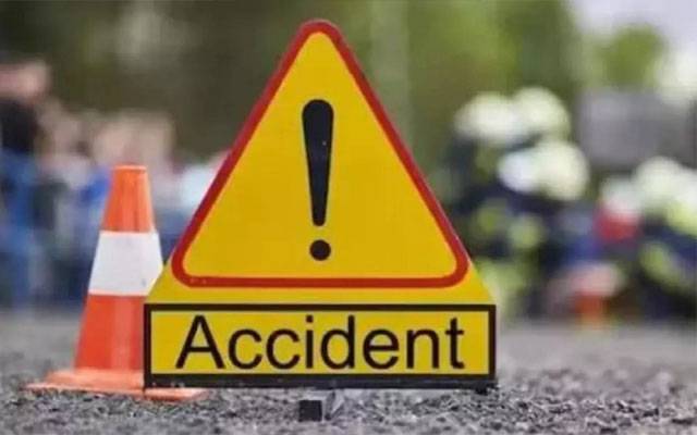 Train accident, Rahman Baba Express, Gojra, Railway track demaged, Trains traffic, City42 