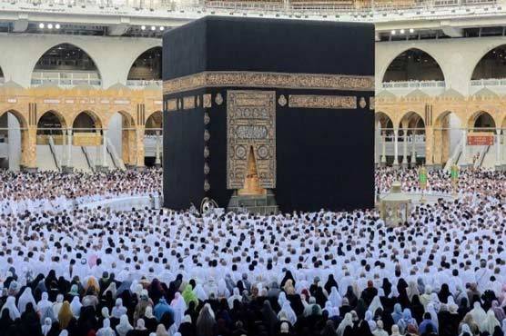سعودی عرب سمیت خلیجی و یورپی ممالک میں عید الفطر منائی جا رہی ہے