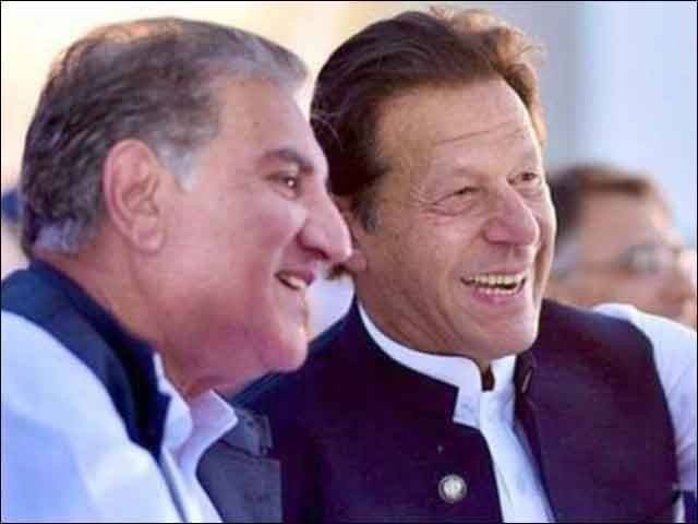 عمران خان نے جیل میں شاہ محمود قریشی کو گلے لگا کر عید کی مبارک باد دی