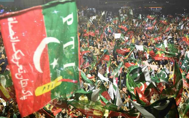 پی ٹی آئی نے شالیمار چوک میں جلسے کی اجازت مانگ لی