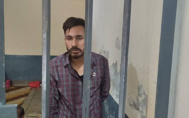 رشتے کے انکار پر لڑکے نے چھریوں کے وار سے لڑکی کو زخمی کردیا 