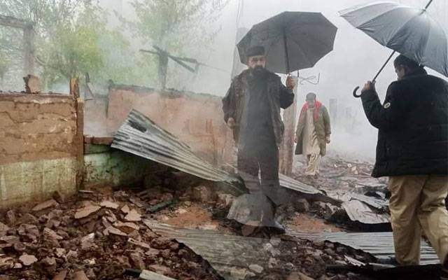 آسمانی بجلی  گرنے سے مکان جل کر خاکستر ، لاکھوں روپے مالیت کا نقصان