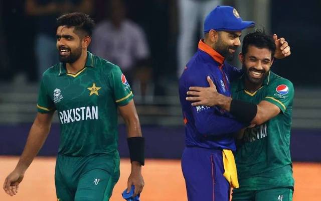 محمد رضوان کا نیا ریکارڈ ، بابر اعظم اور کوہلی کو پیچھے چھوڑدیا