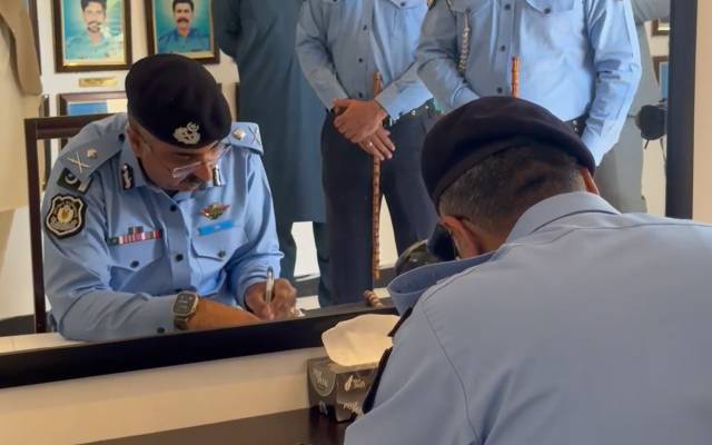 سید علی ناصر رضوی نے آئی جی اسلام آباد کے عہدے کا چارج سنبھال لیا