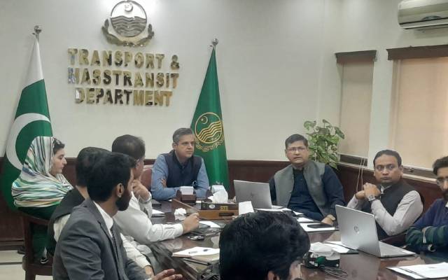 صوبائی وزیرٹرانسپورٹکی زیر صدارت اجلاس، 20 ہزار بائیکس فراہمی پراجیکٹ پر کام تیز کرنے کی ہدایات 