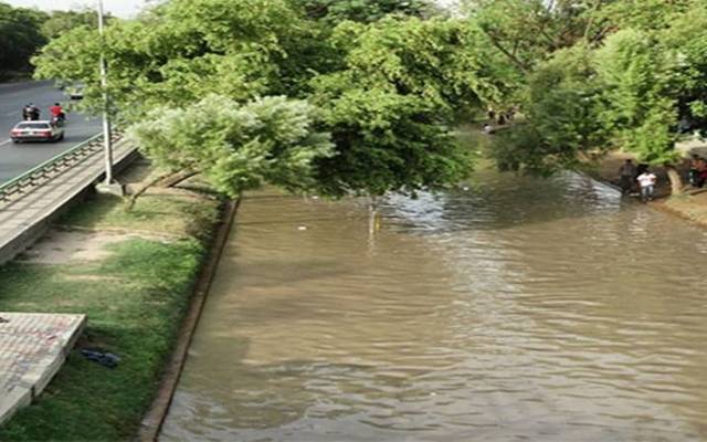 جوہر ٹاؤن؛نہر سے نامعلوم شخص کی تشدد زدہ لاش برآمد 