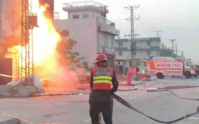 Lahore ,LPG Shop ablaze, City42 