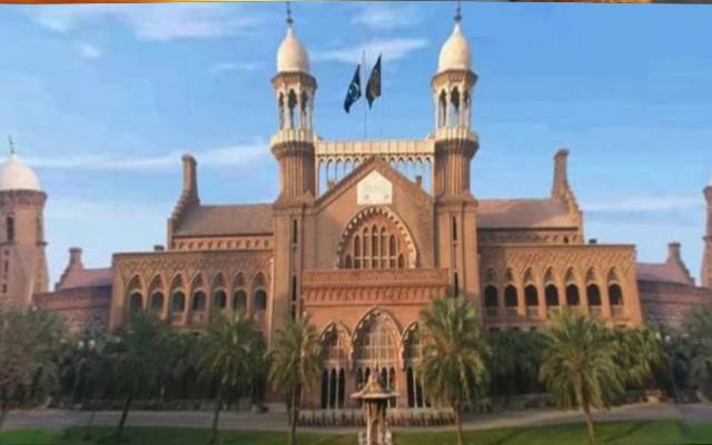 اووربلنگ کیس میں ایکسین شاہ پورکو ڈسچارج کرنے کا اقدام لاہور ہائیکورٹ میں چیلنج
