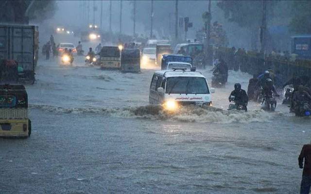  پنجاب کے مختلف علاقوں میں موسلا دھار بارش، پی ڈی ایم اے نے الرٹ جاری کردیا 