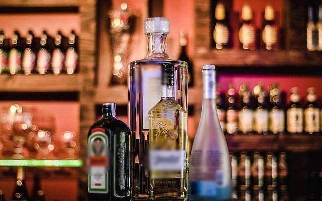 ریاض کے سفارتی کوارٹر میں سعودیہ کا پہلا شراب خانہ کھول دیا گیا