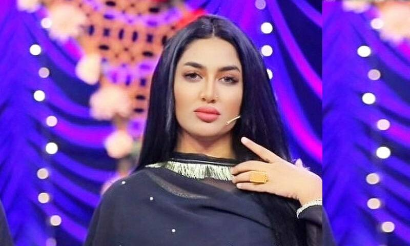 متھیرا کو جہاز کے سفر پر دیکھ کرلوگ کیاکہتے ہیں ؟انٹرویو کلپ سوشل میڈیا پر وائرل