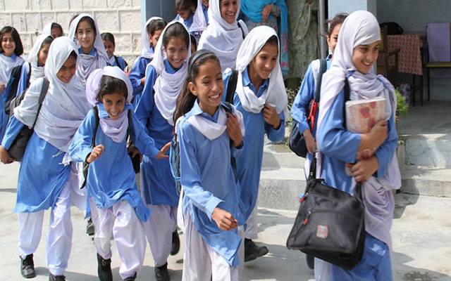 لاہور:اینرولمنٹ میں مسلسل کمی، 209 ہائی اور ہائرسکینڈری سکولوں کو شوکاز نوٹس جاری 