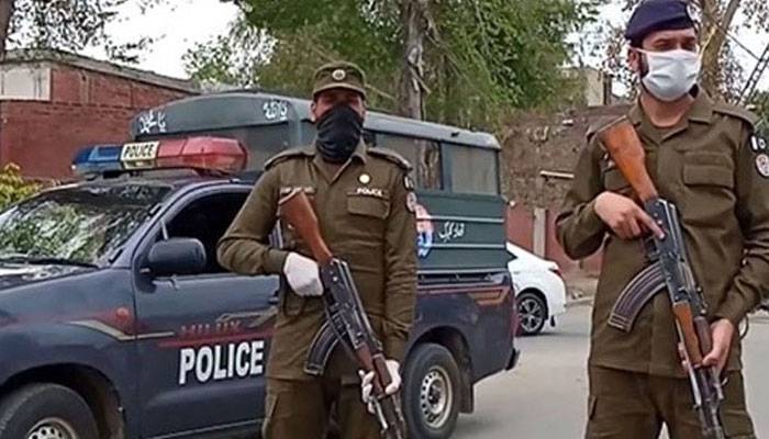  لاہور : مبینہ پولیس مقابلے ، ایک ڈاکو گرفتار جبکہ 2ملزم فرار 