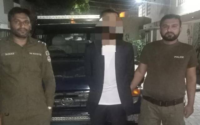 عوام سے رشوت لینے والا جعلی ڈی ایس پی گرفتار
