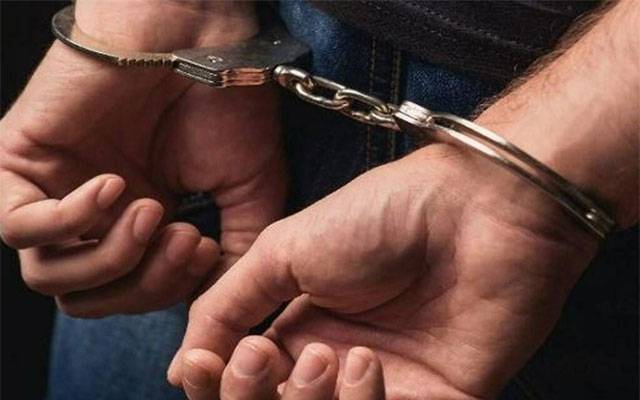 پولیس نےنیاموٹرسائیکل چورگینگ گرفتار کرلیا