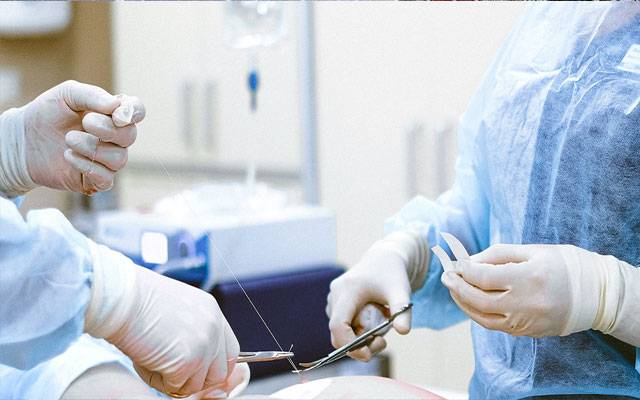 ایف آئی اے نےگردوں کی غیر قانونی پیوندکاری کرنے والا ہسپتال پکڑ ا لیا 