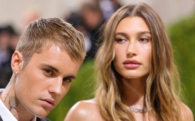 Justin Biber, Helly Bibre, First Kid expected, City42