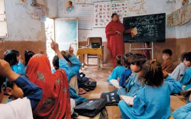 سرکاری سکولوں میں ٹیچنگ کے لیے نیا معیار مقرر 