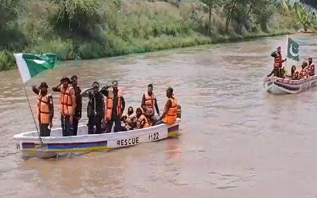 پی ڈی ایم اے پنجاب کے زیر اہتمام سیلاب میں پھنسے لوگوں کو نکالنے کے لیے موک ایکسرسائز