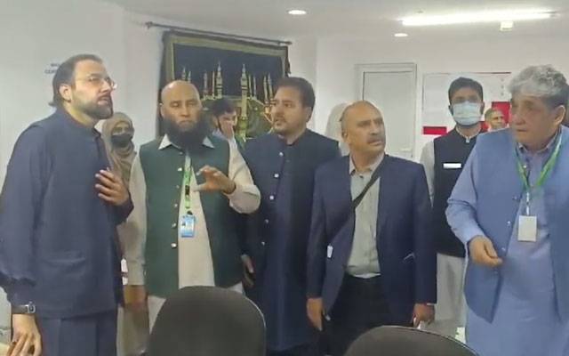 عازمین حج کی شکایات کا ازالہ بروقت ہونا سسٹم کی کامیابی کی دلیل ہے، چوہدری سالک حسین