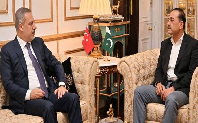   آرمی چیف سےترک وزیر خارجہ کی ملاقات،اہم امور پر تبادلہ خیال