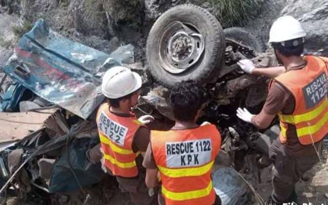  شانگلہ :سواریوں سے بھری جیپ کھائی میں جاگری، 8 افراد جاں بحق 