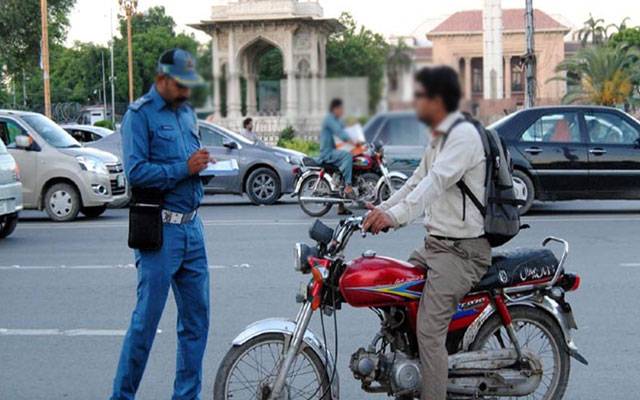  شہری ہوشیار ہو جائیں :وارڈنز کو کم سے کم 20 چالان روزانہ کرنے کا حکم 