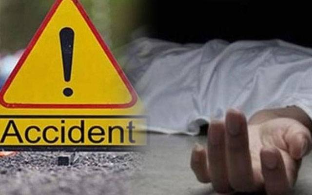  شیخوپورہ ؛ کار اور موٹرسائیکل میں خوفناک تصادم، 5 افراد جاں بحق 