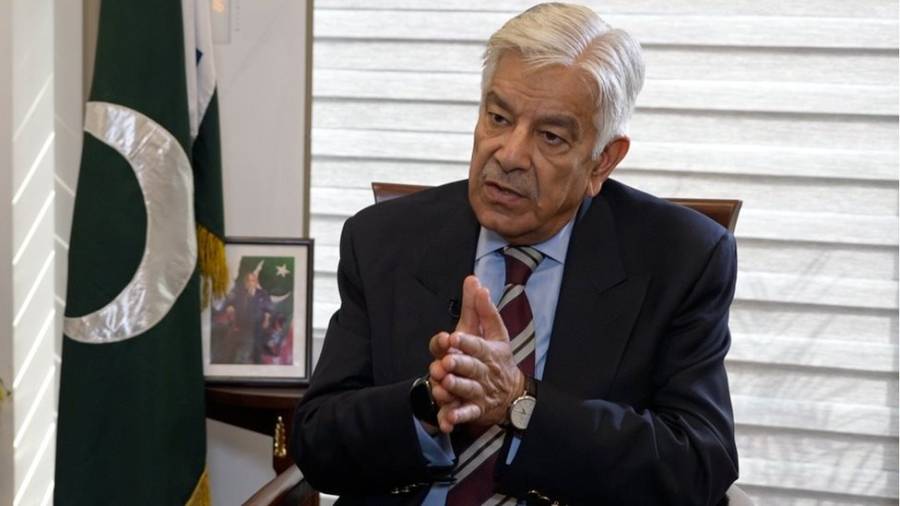 سیاست میں اپ ڈاؤن آتے رہتے ہیں انہیں خطرہ نہیں سمجھنا چاہیے : خواجہ آصف