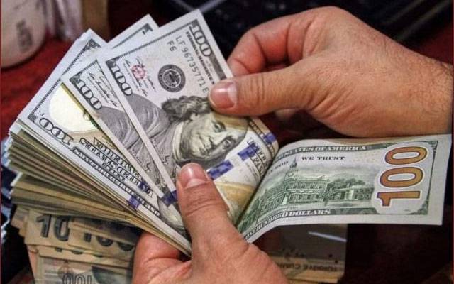انٹربینک کے بعداوپن مارکیٹ سے بھی ڈالر کی خبر آگئی