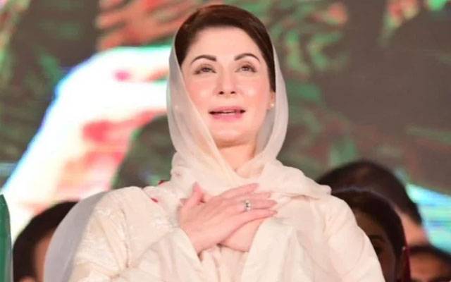 آگے بڑھتے جانا ہے! مریم نواز کی میٹرک ٹاپرز کو مبارکباد