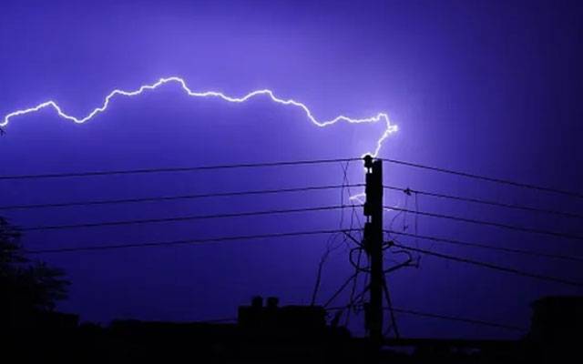 لسبیلہ؛ آسمانی بجلی گرنے سے 77 بکریاں ہلاک 
