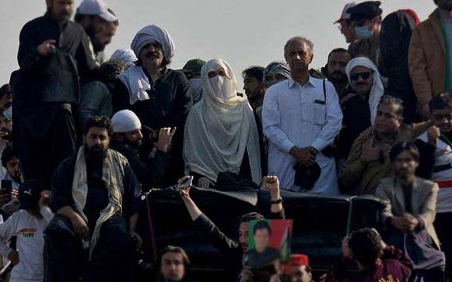 Bushra Bibi and Ali Amin , City42 