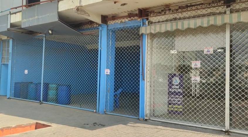  پائن ایونیو پرغیر قانونی کمرشلائزیشن،ایل ڈی اے نے کئی تعمیرات سیل کردیں 
