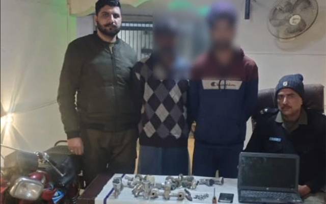 داتا دربار سے دو رکنی چور گینگ گرفتار